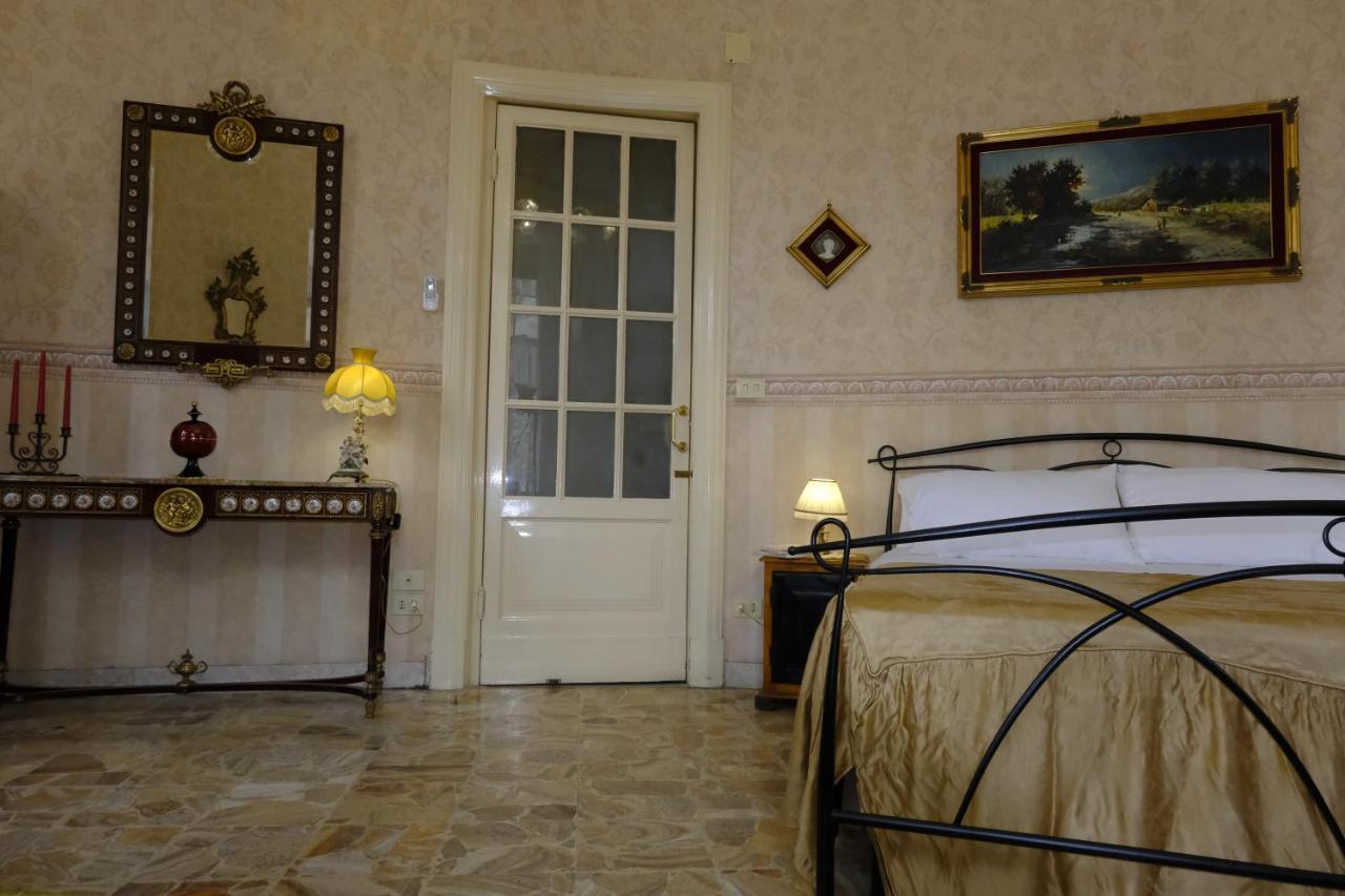 Palazzo Vitrano - Tourist Apartment CTA Exterior foto