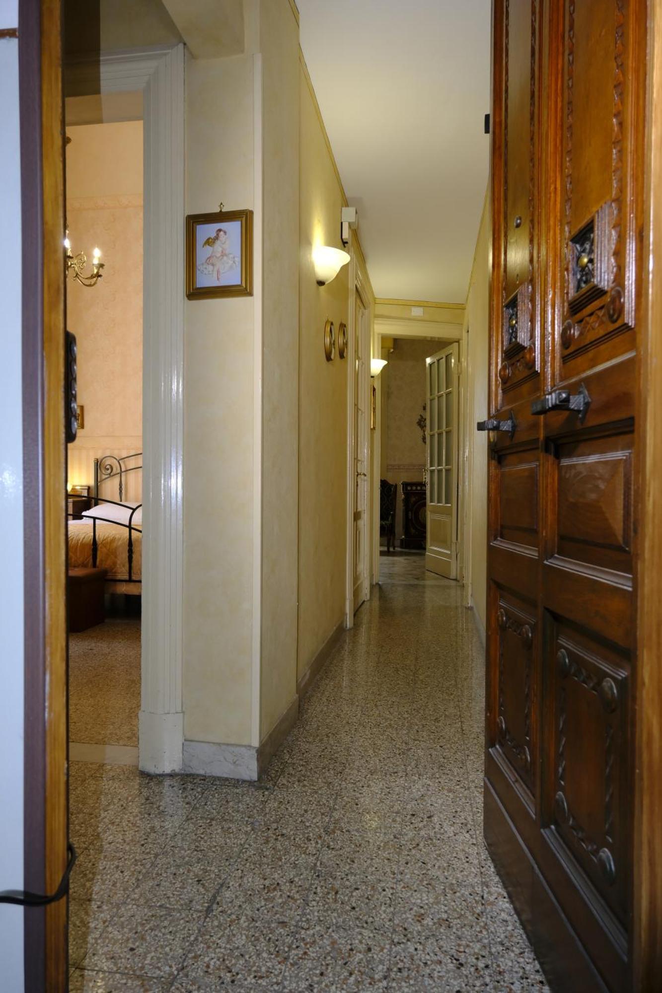 Palazzo Vitrano - Tourist Apartment CTA Exterior foto