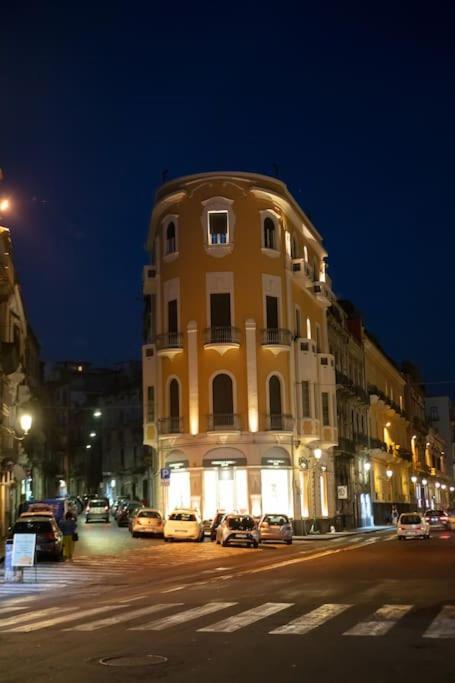 Palazzo Vitrano - Tourist Apartment CTA Exterior foto